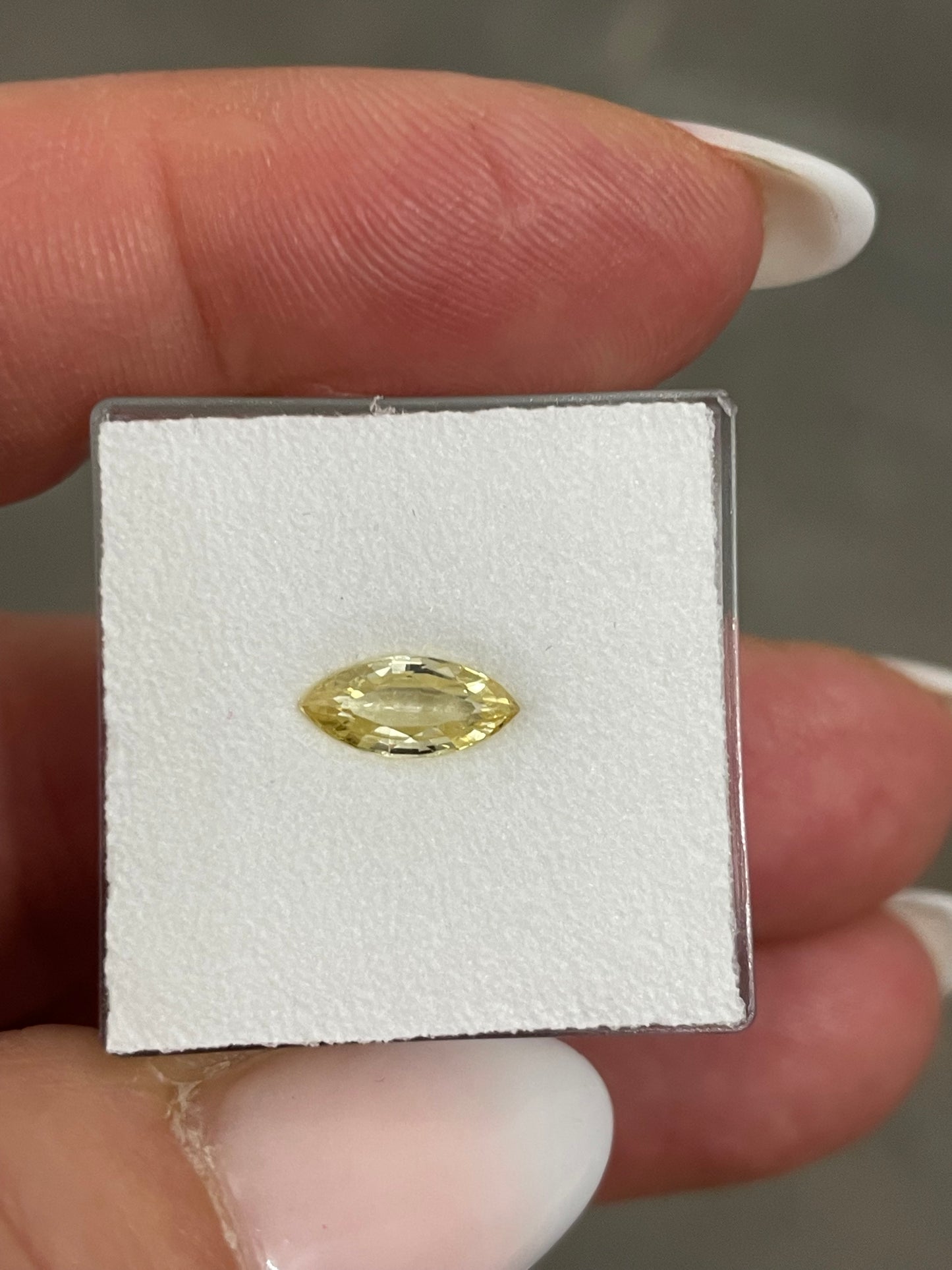 Saphir, Gelb, Navette, 1,03 ct., 8,9x4,0 mm
