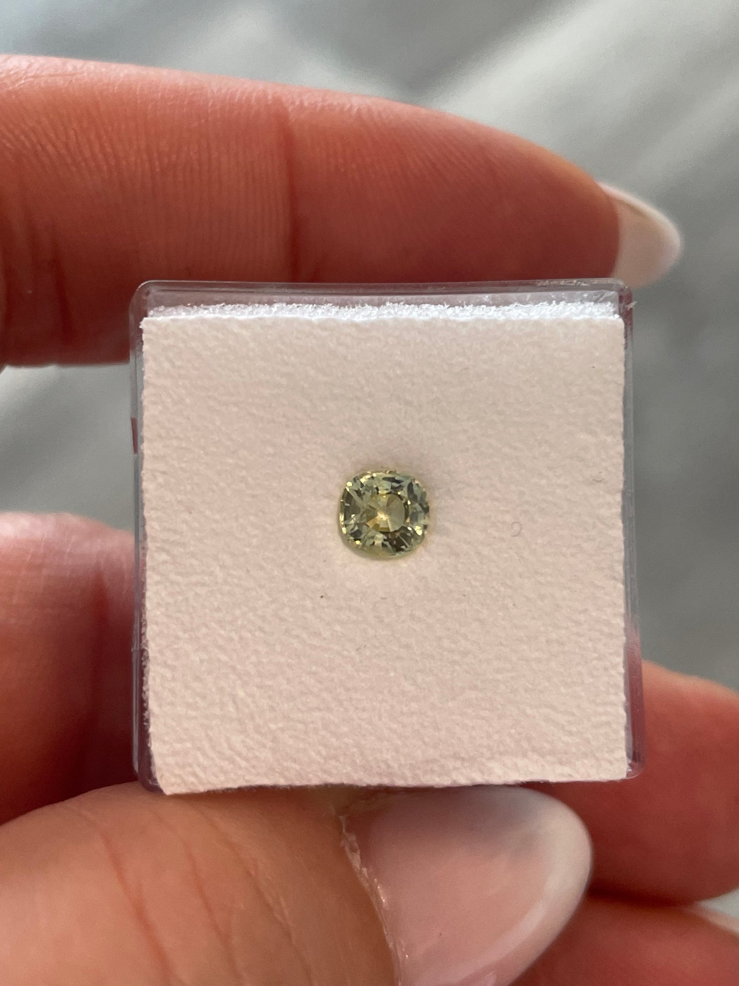 Saphir, Gelb, Kissen, 0,57 ct., 4,7x4,5x3,1 mm