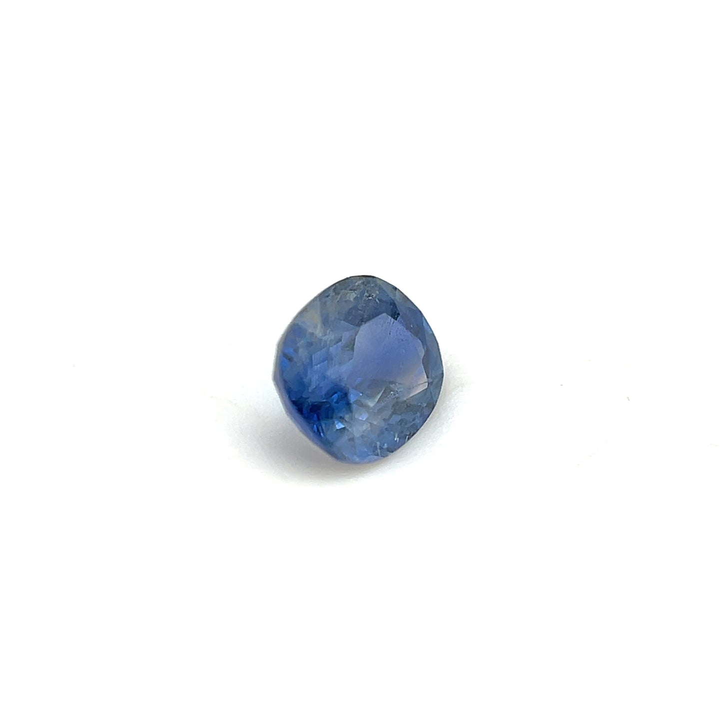 Saphir, Blau, Kissen, 0,69 ct., 5,3x4,6x3,3