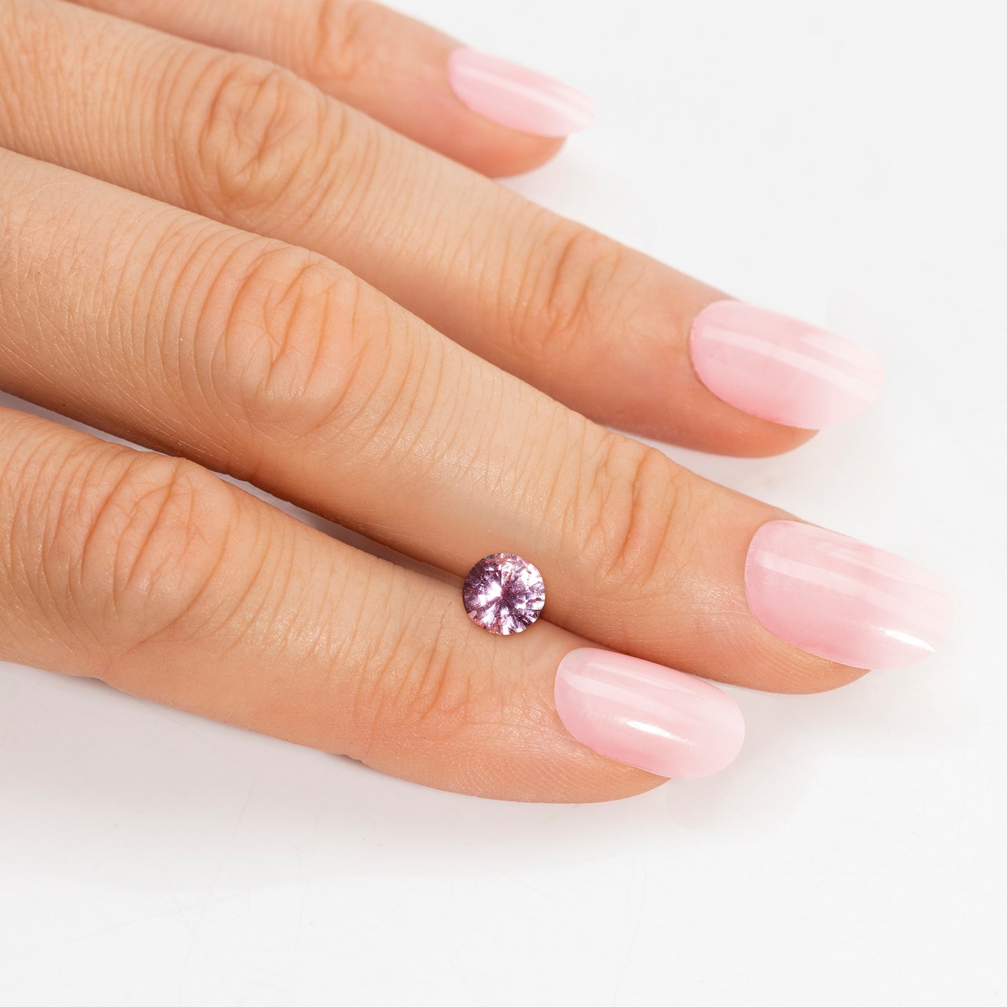 Saphir, Pink-Violett, Rund, 0,30 ct., 4,1-4,3mm