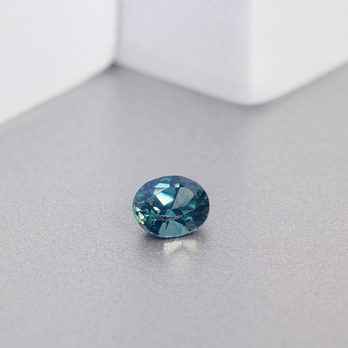 Saphir, Blau, Oval, 1,03 ct.