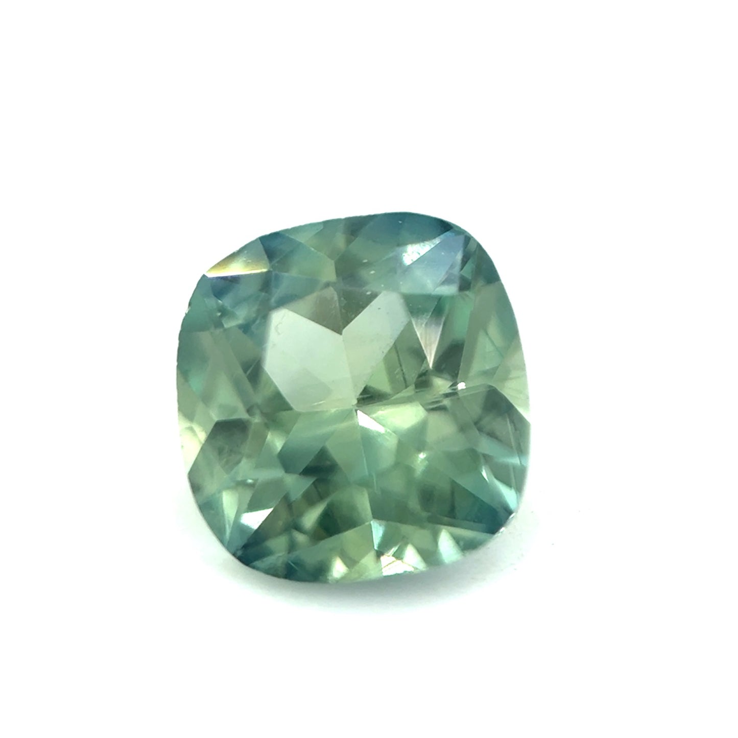 Saphir, Grün, Kissen, 0,67 ct.