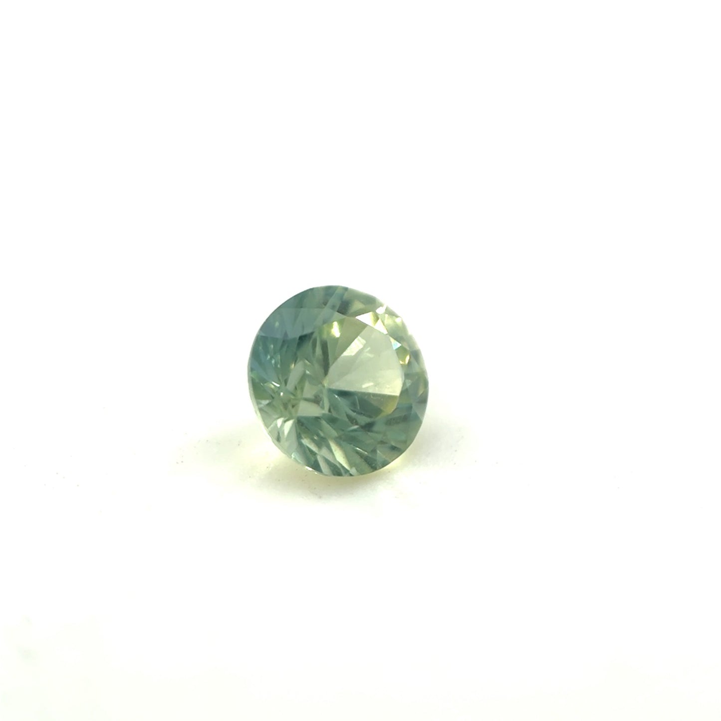 Saphir, Grün, Rund, 0,50 ct.