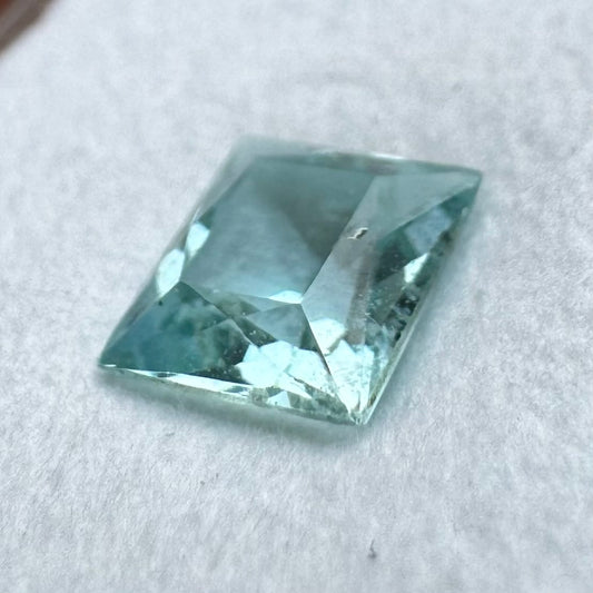 Aquamarin, Blau, Carree, 1,13 ct.