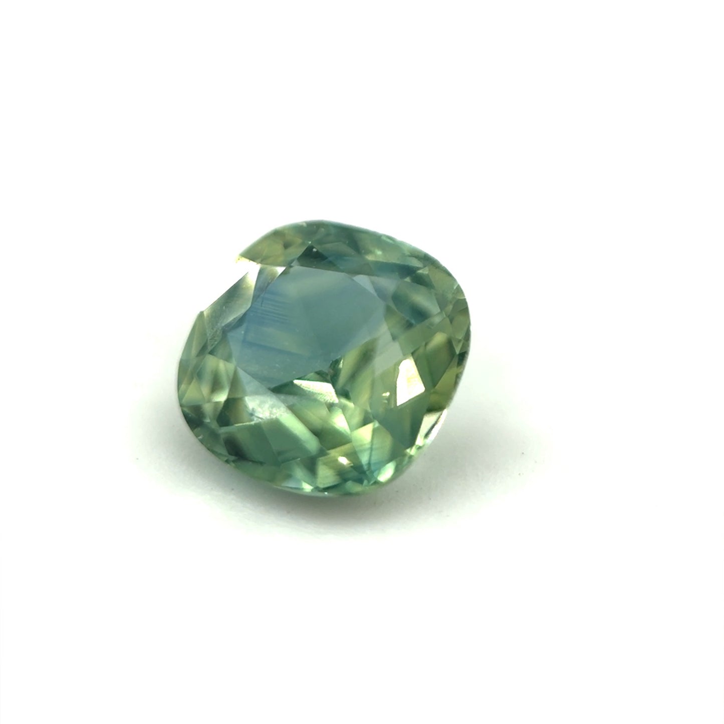 Saphir, Grün, Kissen, 0,80 ct.