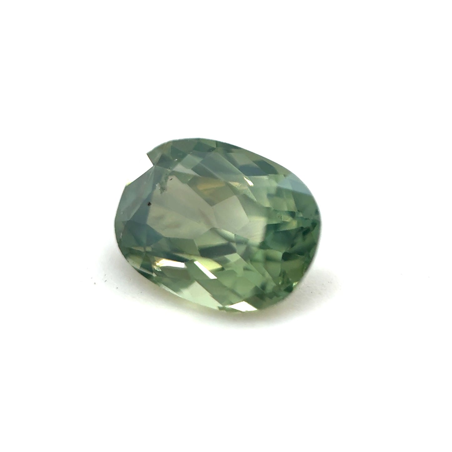 Saphir, Grün, Kissen, 0,81 ct.