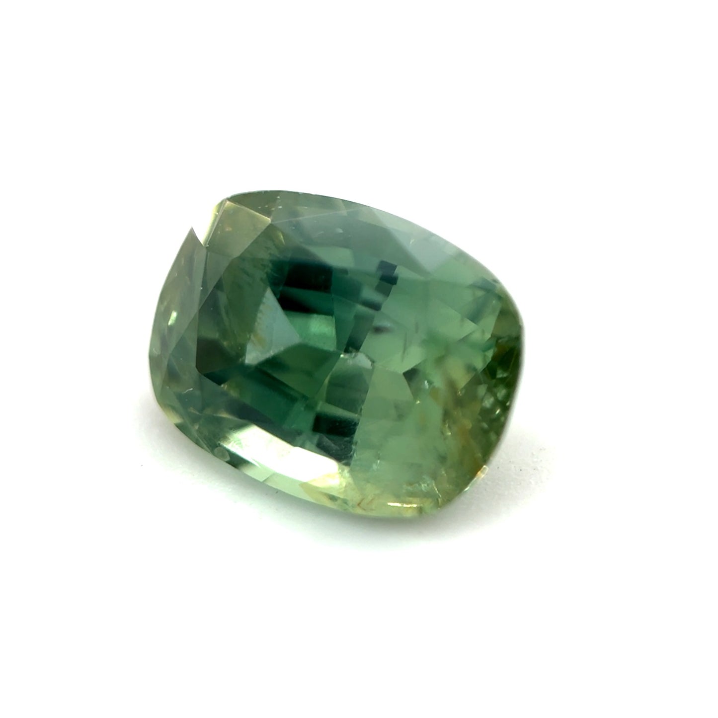 Saphir, Grün, Kissen, 1,48 ct.