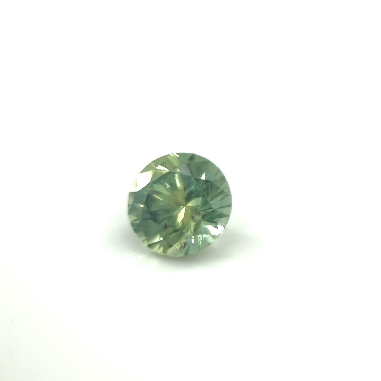 Saphir, Grün, Rund, 0,52 ct.