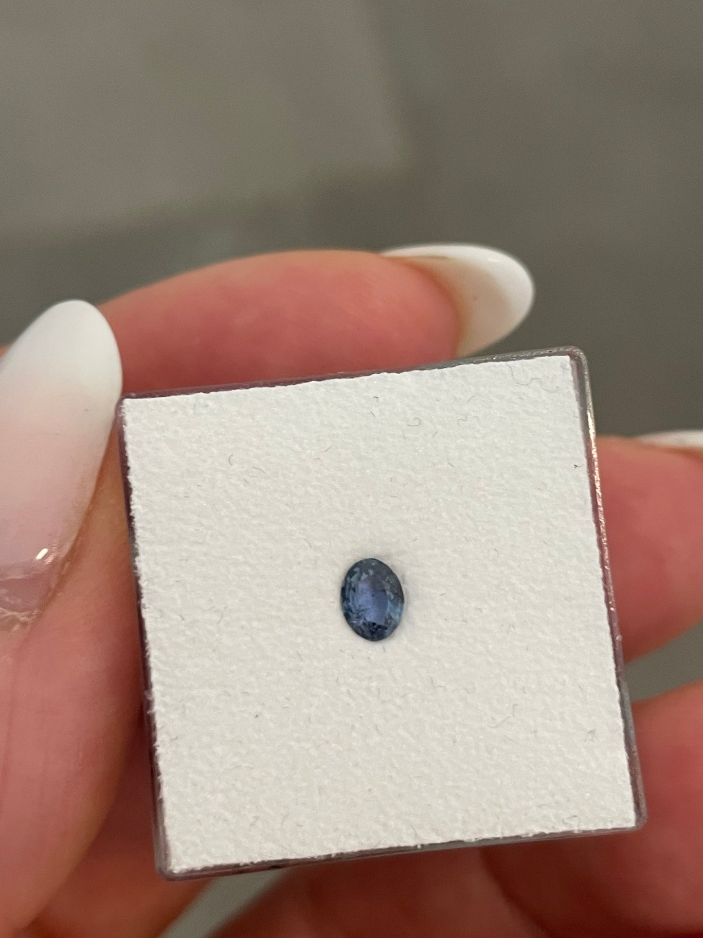 Saphir, Blau, Oval, 0,23 ct., 4,5x3,5 mm