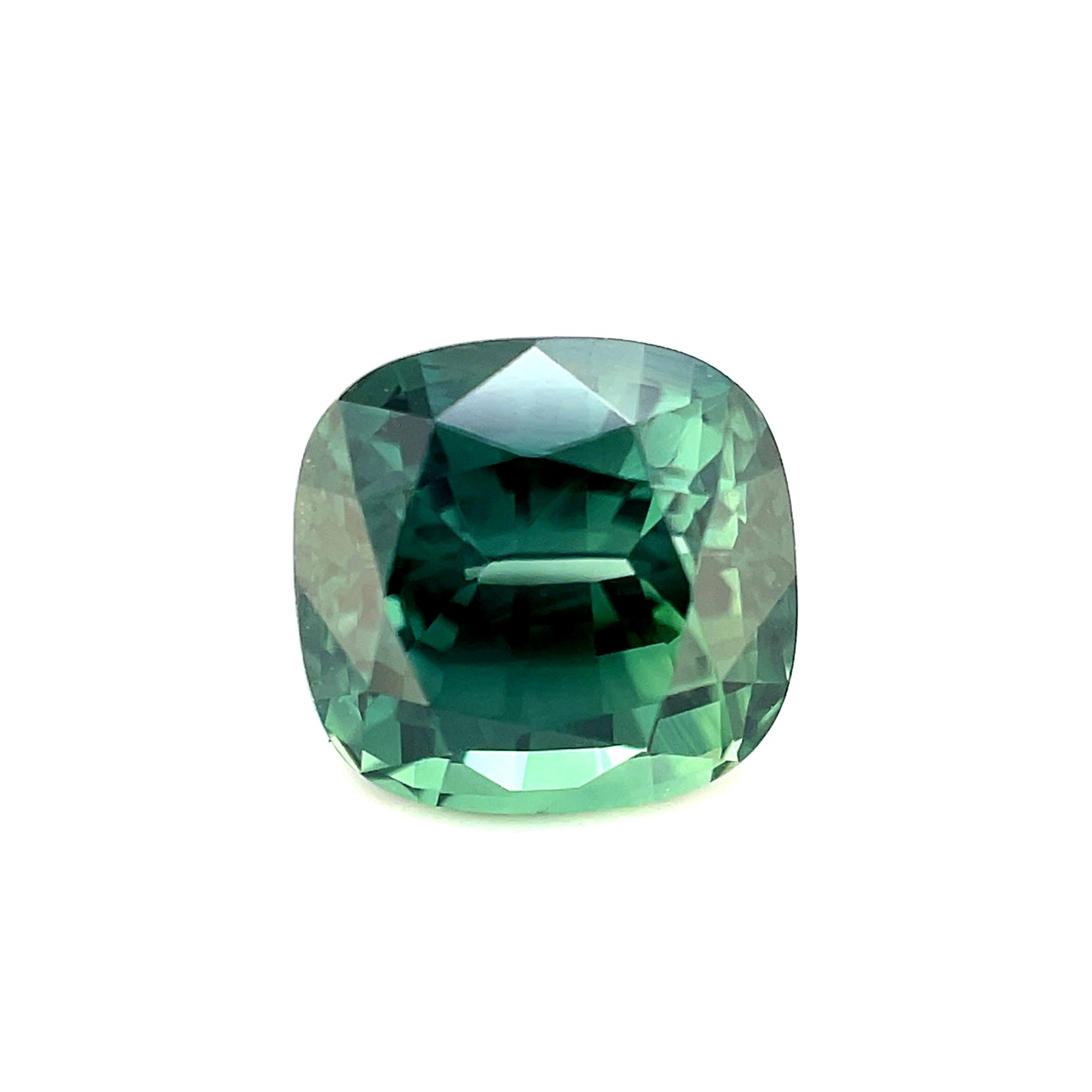 Saphir, Grün, Kissen, 4,29 ct., 8,5x8,1 mm