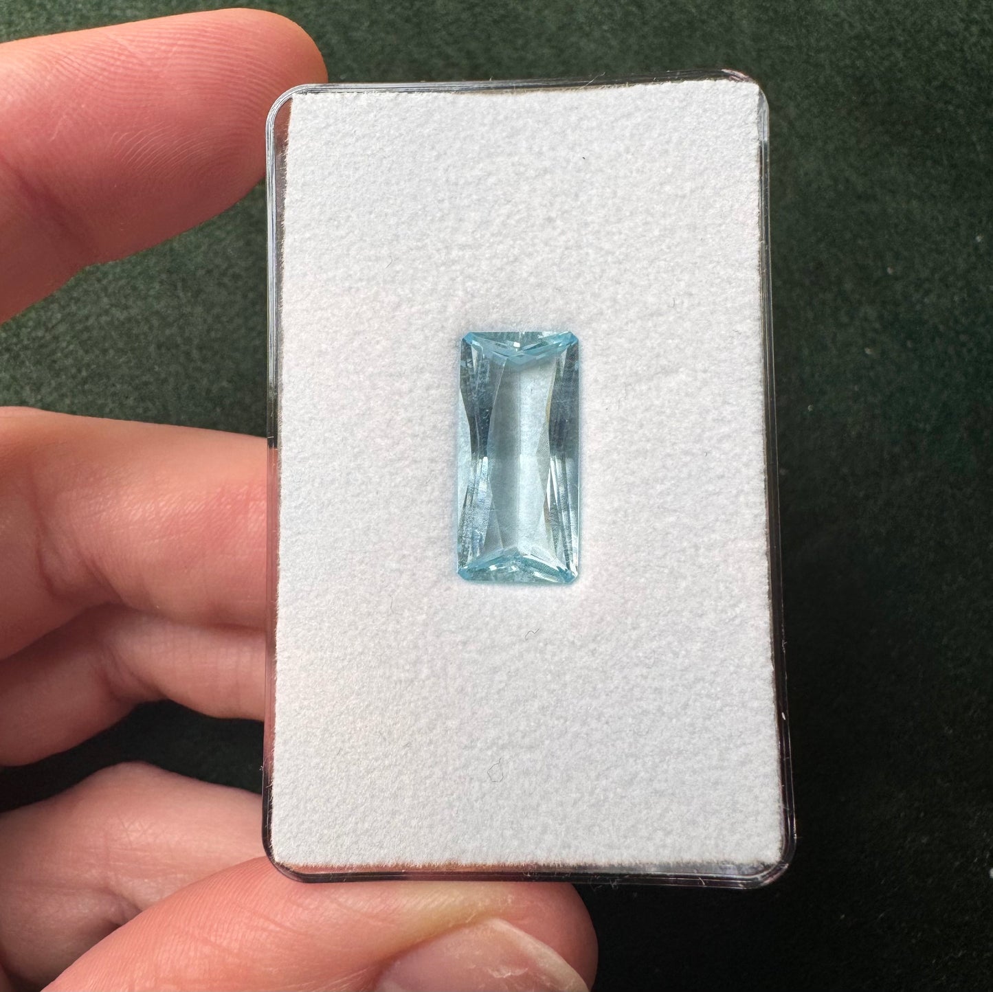 Aquamarin, Blau, Baguette, 5,87 ct., 17,2x8,3x5,4 mm